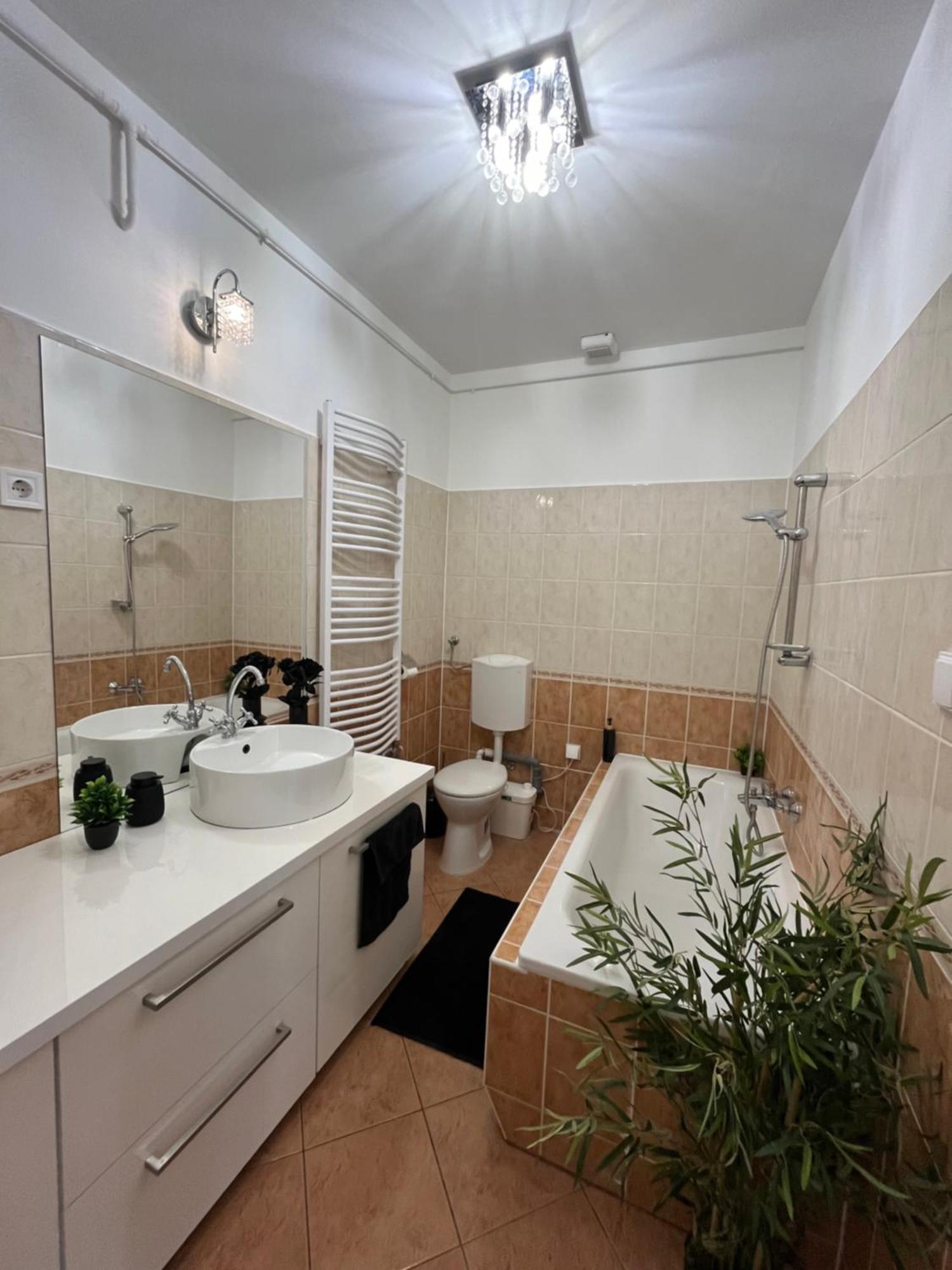 Picur Es Mano Apartmanja * Baja
