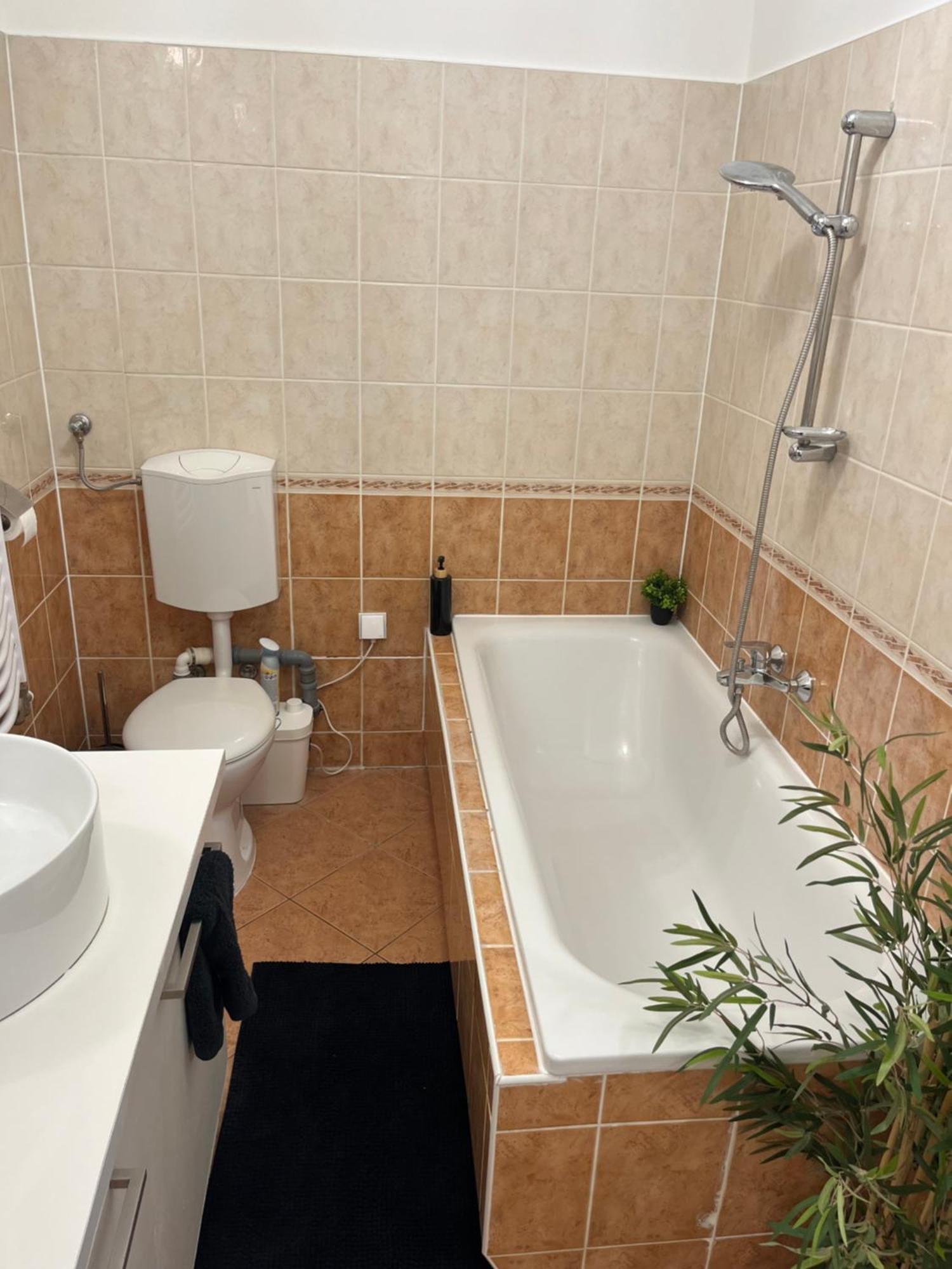 Picur Es Mano Apartmanja Apartment